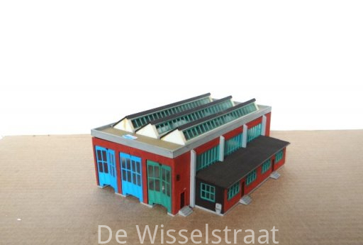 Huis 364587 3-sporige locomotief loods