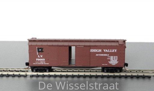 Microtrains 41020 Wagon 40' Double-Sheathed Wood