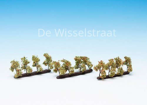 Noch 21532 Plantagebomen met appel, hoogte 3,5 cm