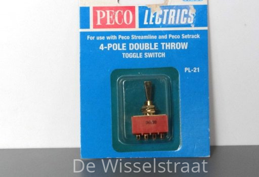 Peco PL-21 4-polige tuimelschakelaar double throw