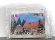 Faller 2361 Boerderij met stal