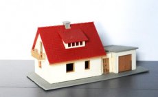 Huis 364615 Huisje met garage