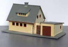 Huis 371358 Huisje met garage