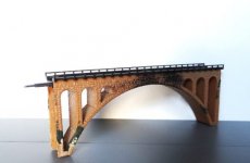 Huis 371368 Boogbrug recht enkelspoor