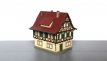 Huis 379863 Vakwerkhuis met rood en blauw licht