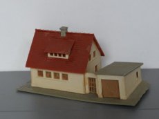 Huis 379943 Huisje met garage