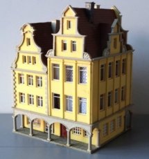 Huis 390170 Dubbel huis, winkels met woonhuizen
