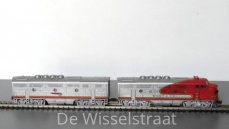 Kato 106-0304 Diesellocomotief Santa Fe