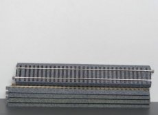Kato 2-150b Rail recht 246 mm, per 5 stuks