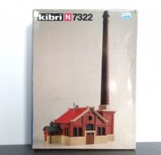 Kibri 7322 Ketelhuis met schoorsteen