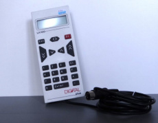 Lenz 21100, handregelaar LH100
