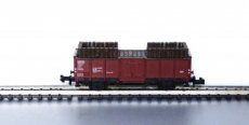 Minitrix 13925 Hoge bakwagon beladen met stuthout
