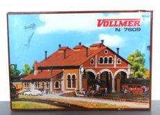Vollmer 7609 Locomotiefloods met drie sporen